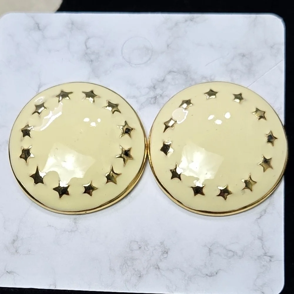 Vintage Cream Gold Stars Round Enamel Earrings